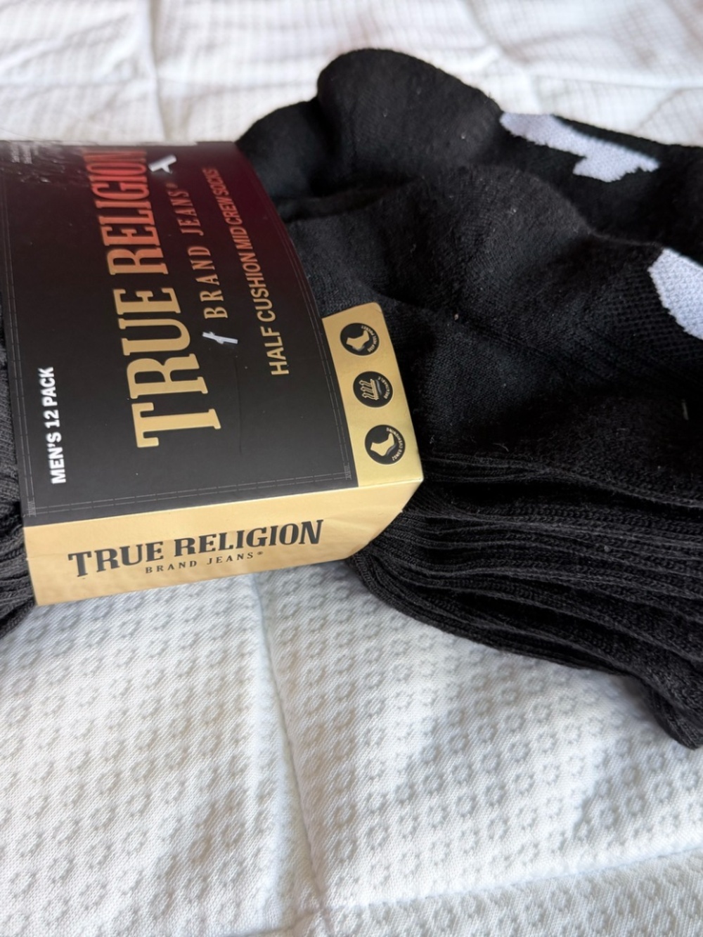TRUE RELIGION - Picture 3 of 3